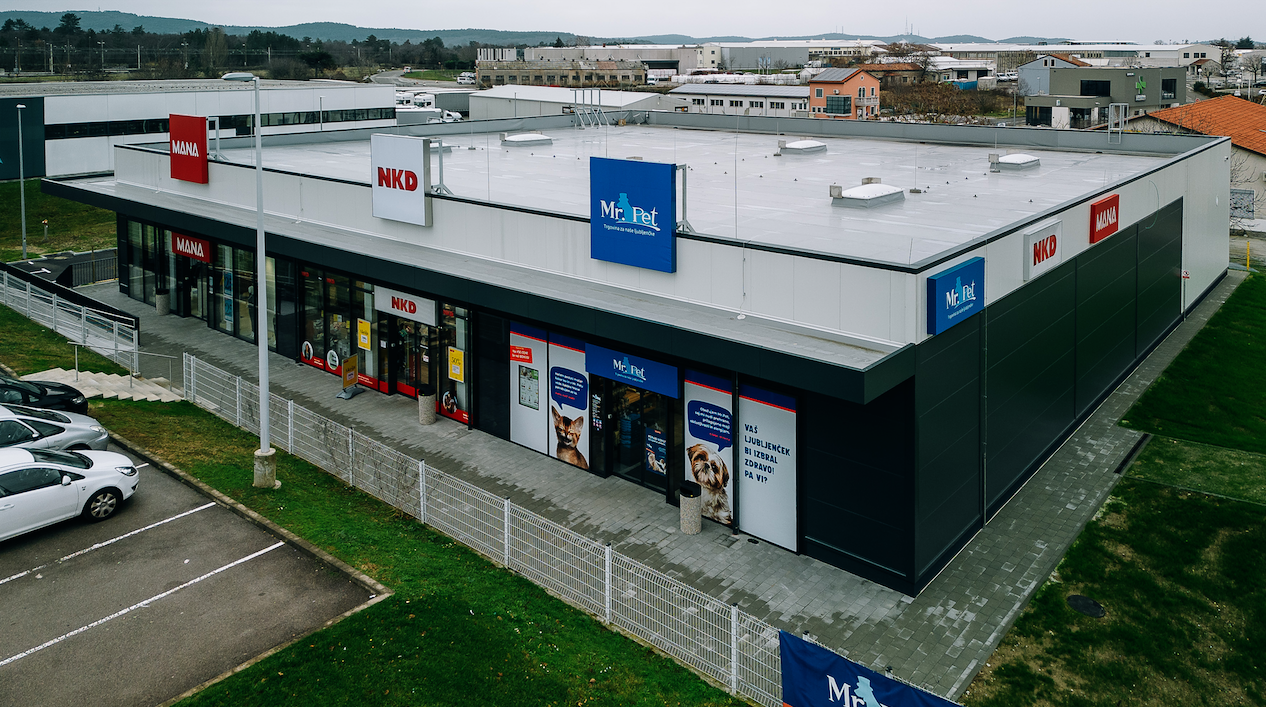 Boutique à Sežana, Slovénie, 1 068 m² - image 2