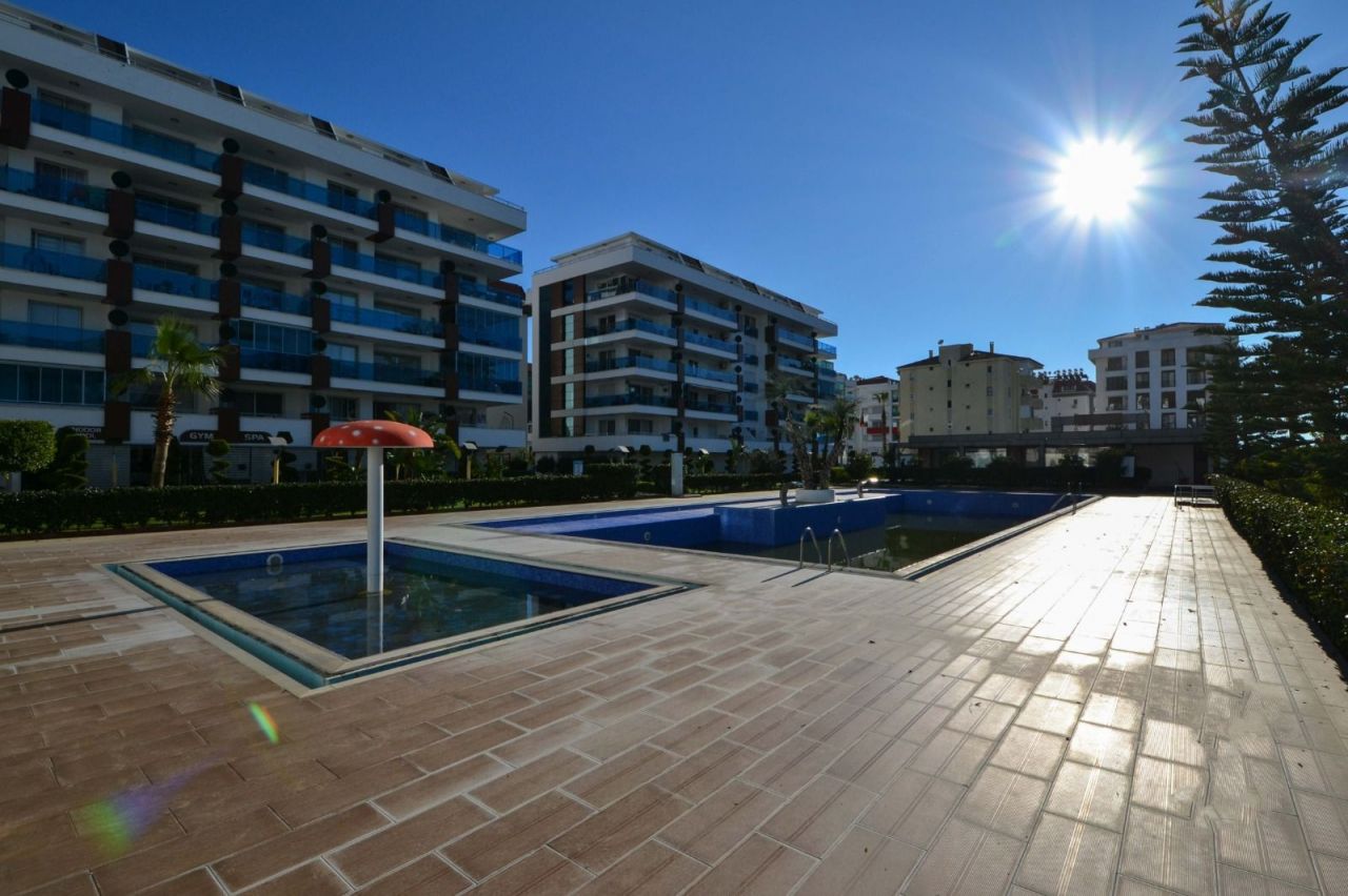 Flat in Kestel, Turkey, 180 m² - picture 2