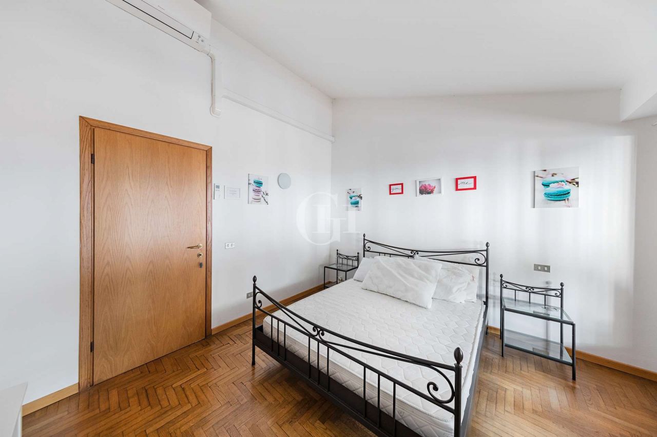 Apartment on Lake Garda, Italy, 110 m² - picture 9