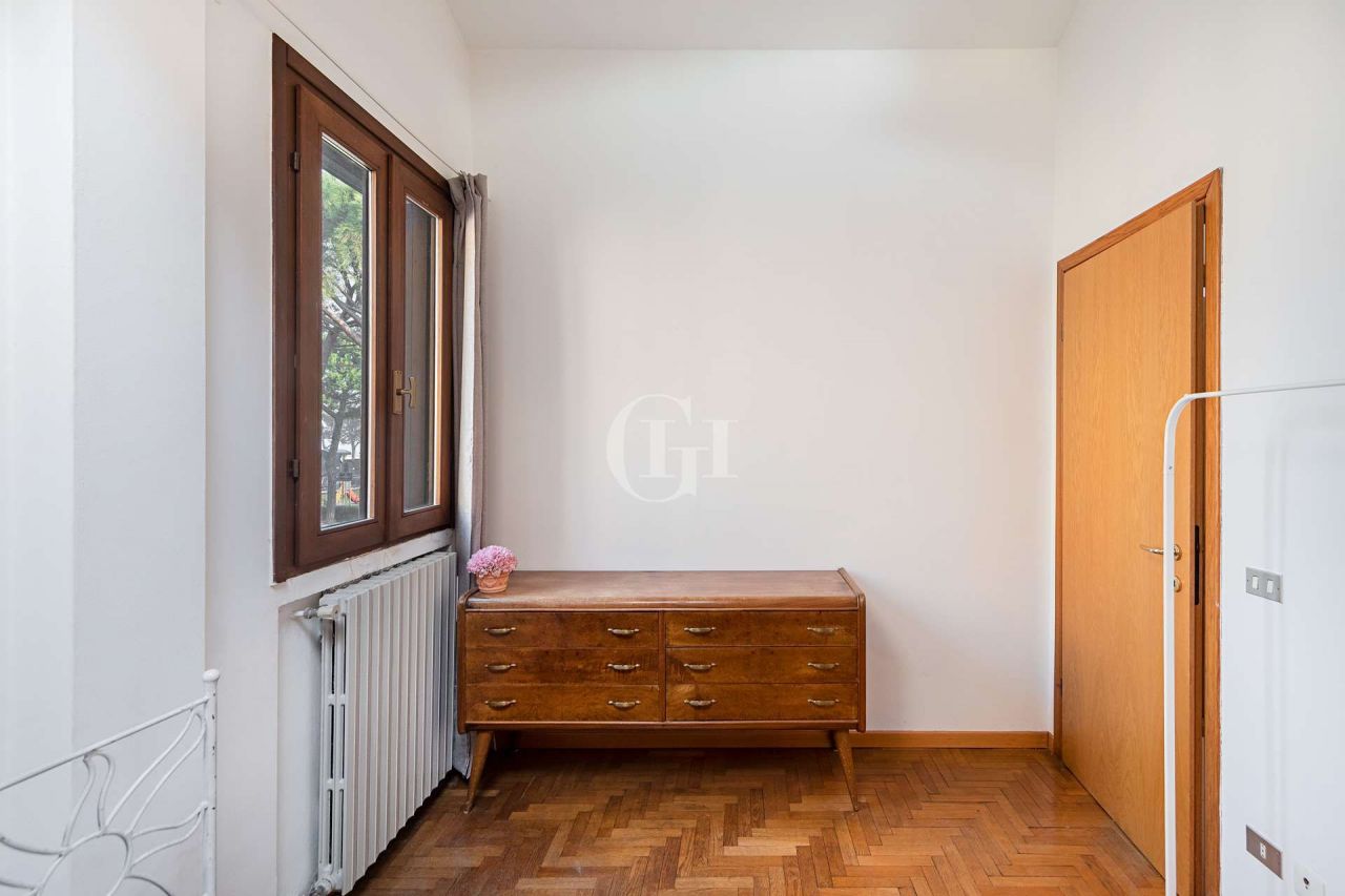 Apartment on Lake Garda, Italy, 110 m² - picture 15