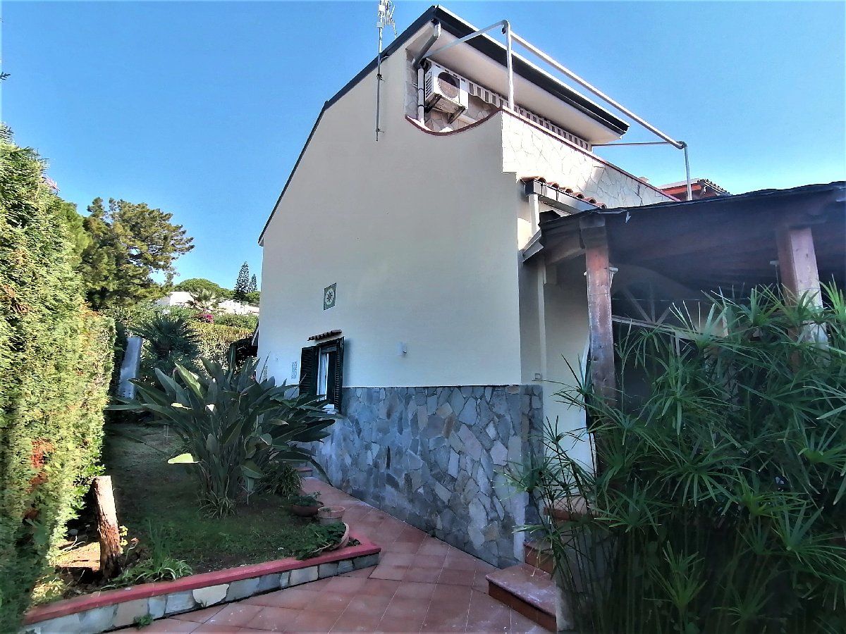 Villa à Scalea, Italie, 80 m² - image 5