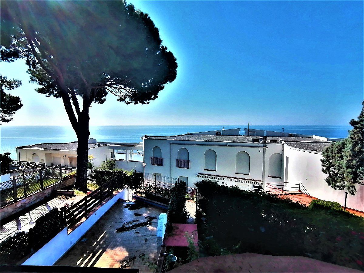 Villa à Scalea, Italie, 80 m² - image 8