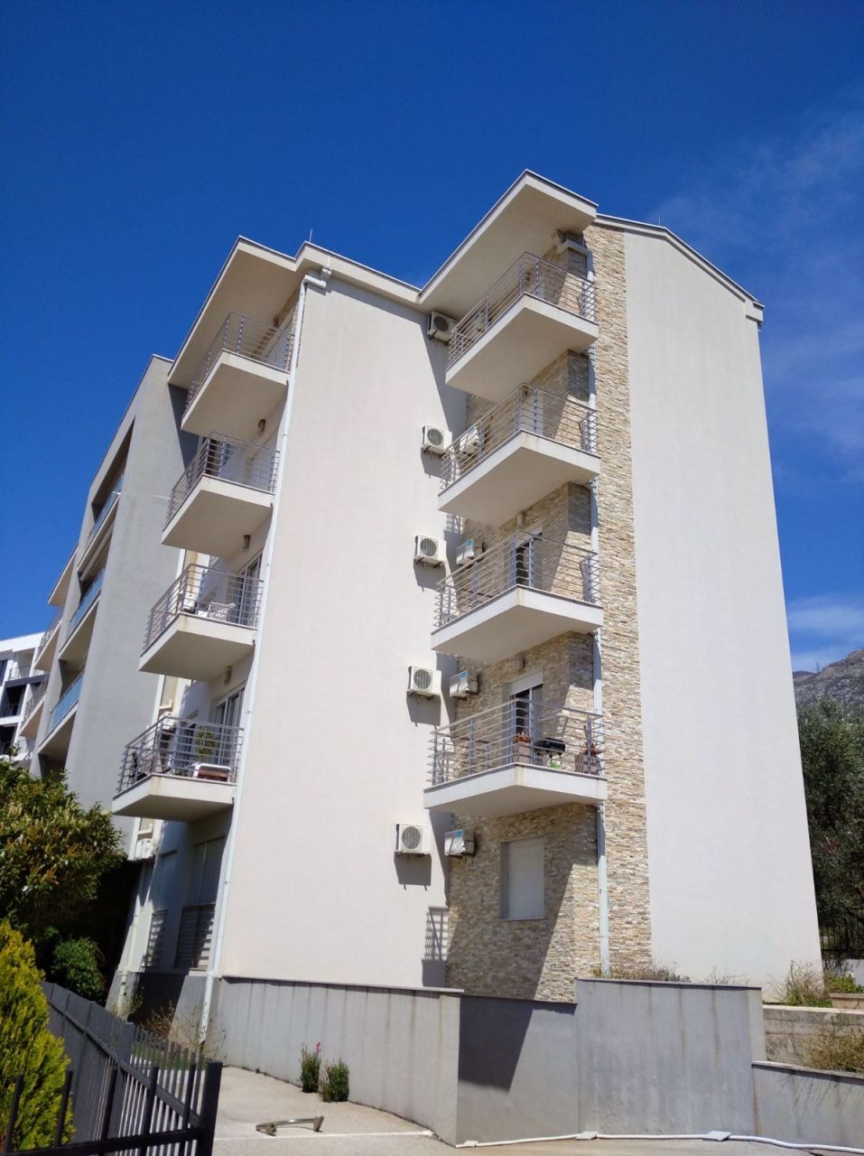 Appartement à Budva, Monténégro, 98 m² - image 1