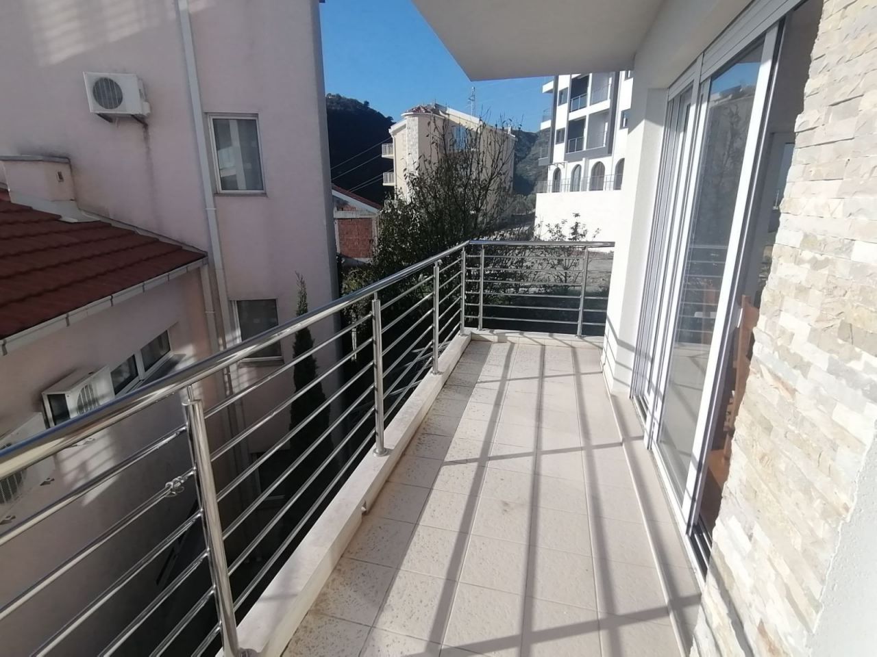 Wohnung in Budva, Montenegro, 98 m² - Foto 3