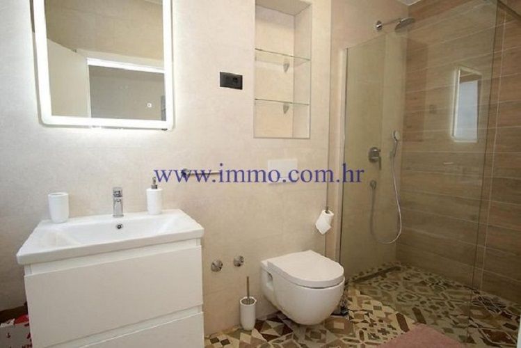 Villa en Trogir, Croacia, 200 m² - imagen 8