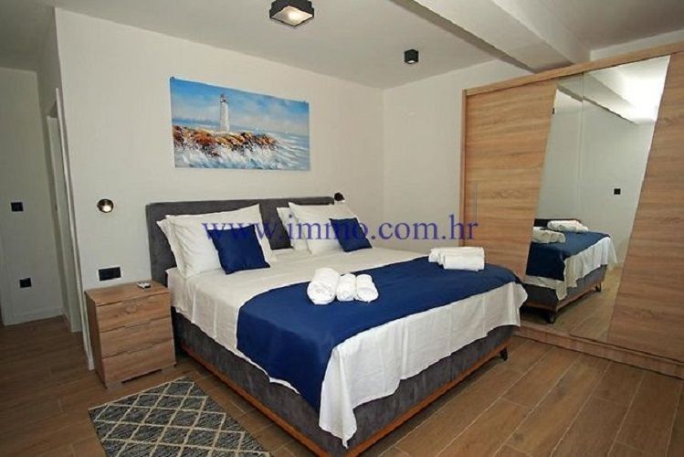 Villa en Trogir, Croacia, 200 m² - imagen 12