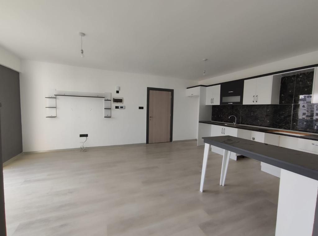 Apartment in Famagusta, Cyprus, 80 m² - picture 1