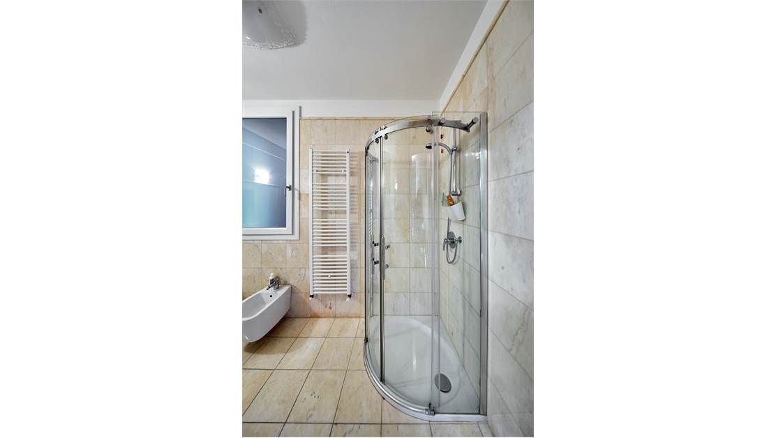 Apartamento por Lago de Garda, Italia, 68 m² - imagen 14