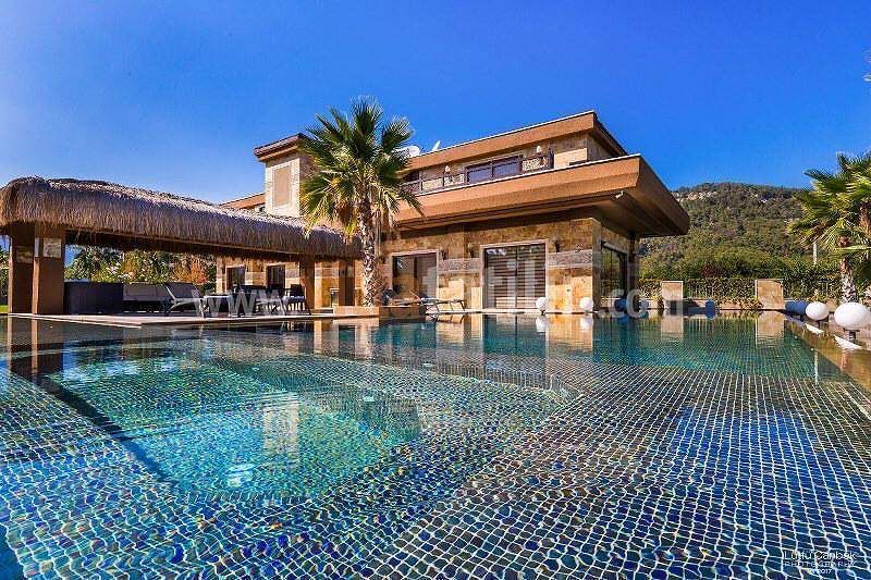 Villa en Kemer, Turquia, 250 m² - imagen 1