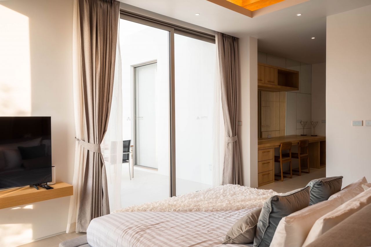 Villa on Phuket Island, Thailand, 373 m² - picture 15