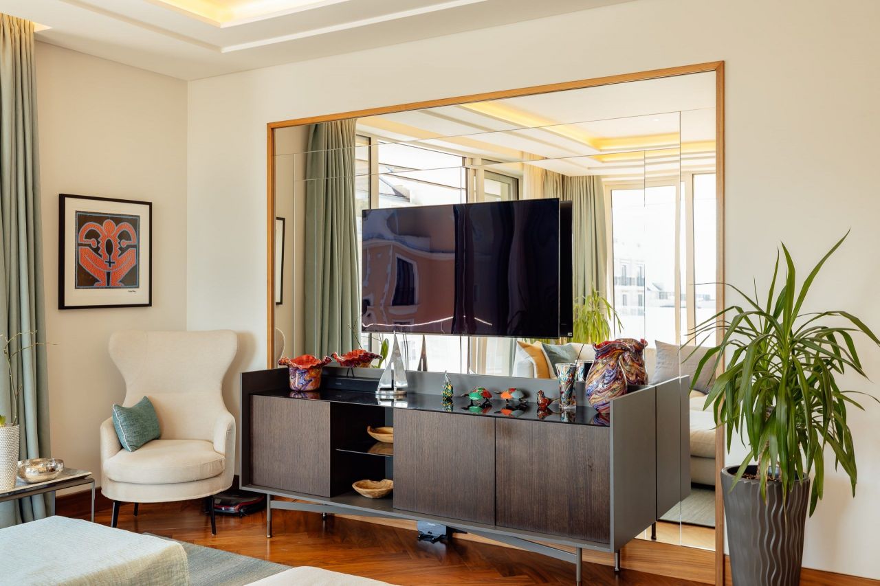 Wohnung in Tivat, Montenegro, 138 m² - Foto 1