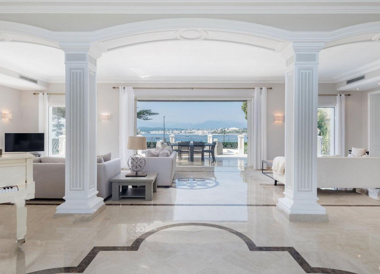 Villa in Cap d'Antibes, Frankreich, 667 m² - Foto 1