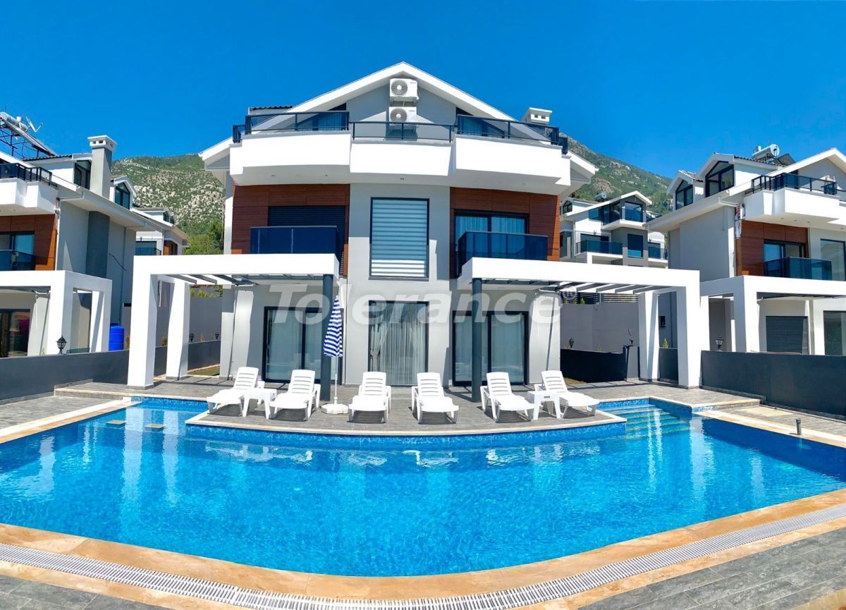 Villa à Ovacik, Turquie, 202 m² - image 2
