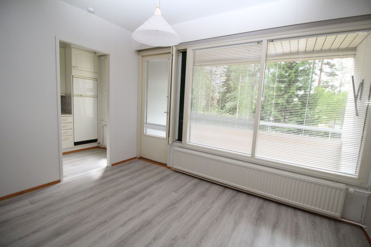 Appartement à Pori, Finlande, 32.7 m² - image 1