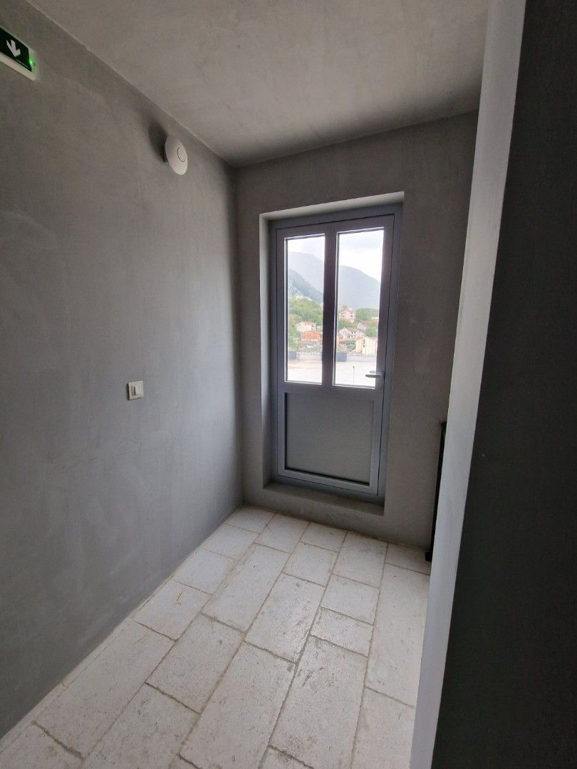 Flat in Dobrota, Montenegro, 403 m² - picture 19