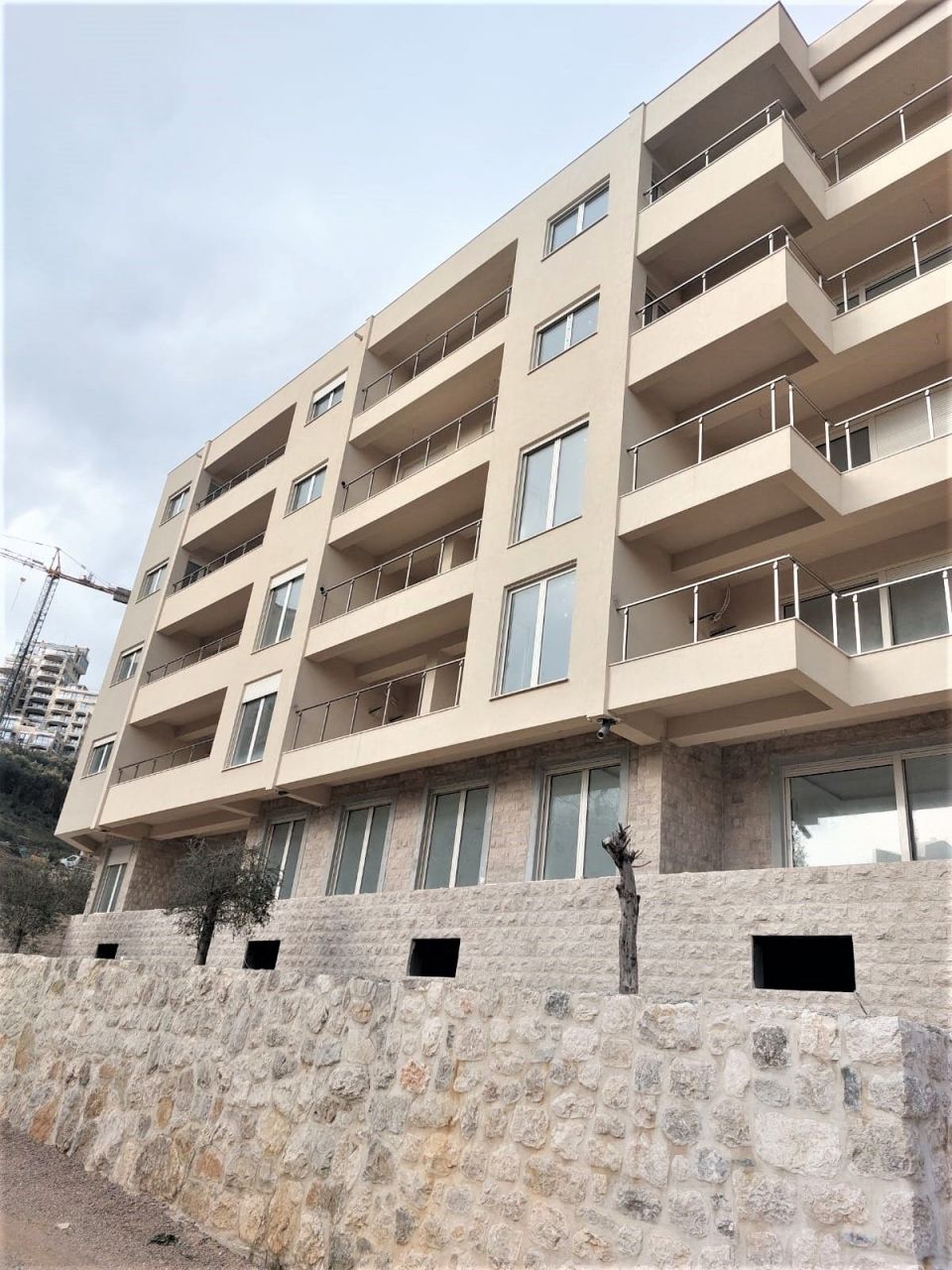 Piso en Becici, Montenegro, 92 m² - imagen 1