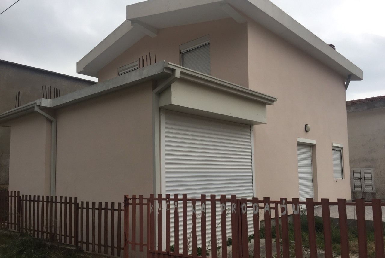 Gewerbeimmobilien in Sutomore, Montenegro, 100 m² - Foto 2