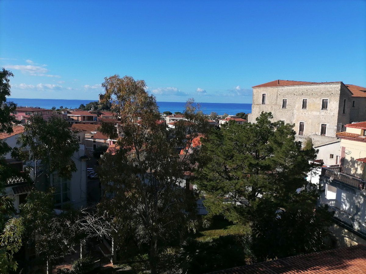 Flat in Scalea, Italy, 120 m² - picture 4