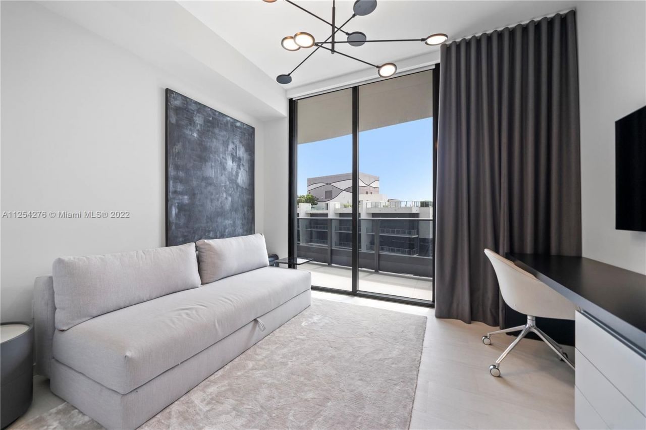 Penthouse in Miami, USA, 190 m² - picture 9