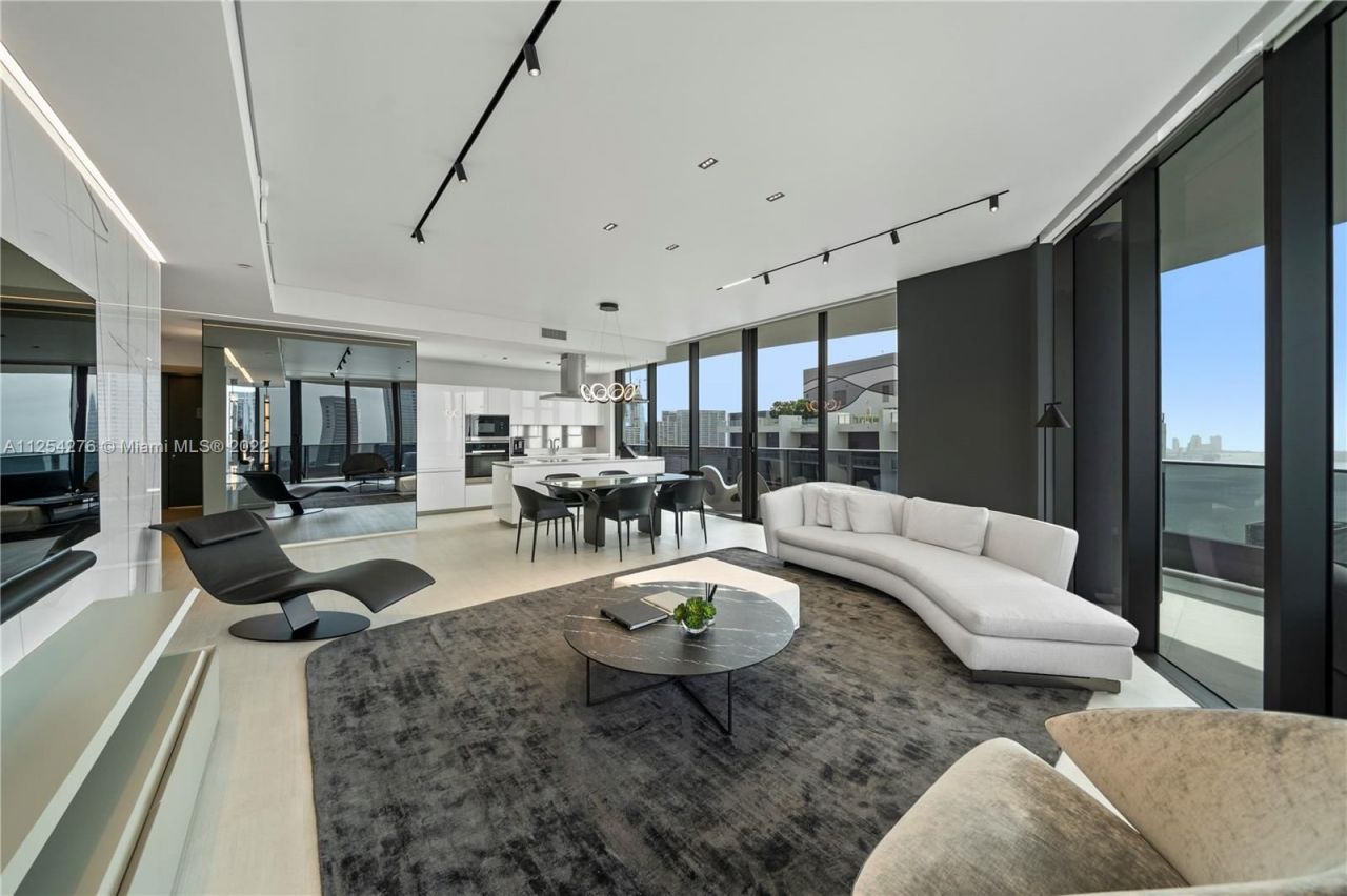 Penthouse in Miami, USA, 190 m² - picture 2