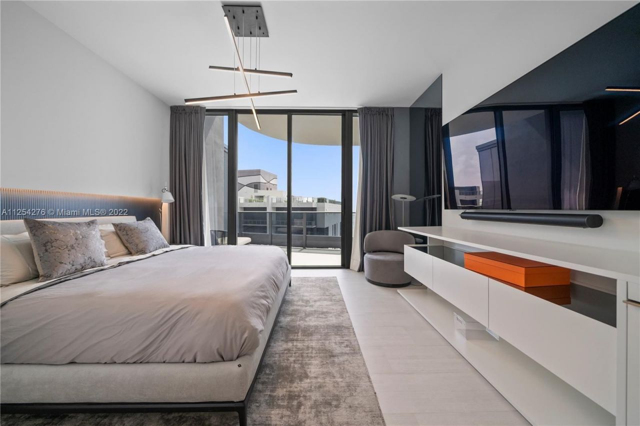 Penthouse in Miami, USA, 190 m² - picture 13