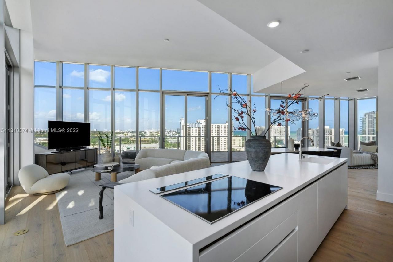 Penthouse in Miami, USA, 200 m² - picture 13