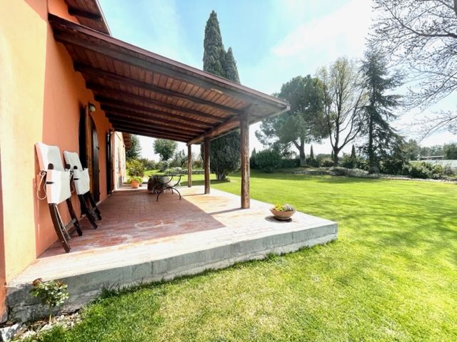 Villa in Frascati, Italy, 400 m² - picture 1