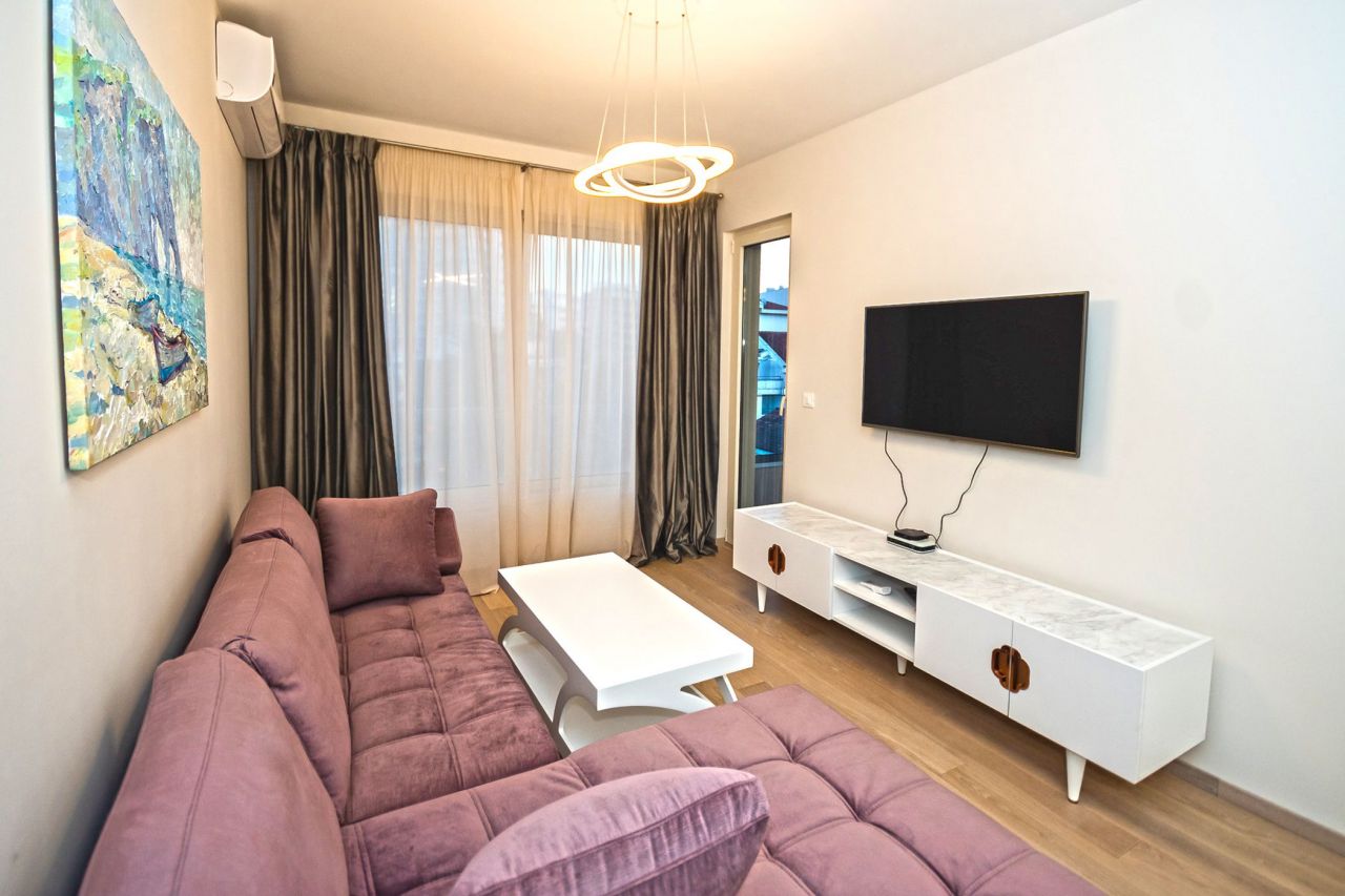 Appartement à Budva, Monténégro, 45 m² - image 1