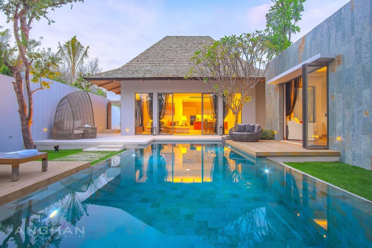 Villa on Phuket Island, Thailand, 348 m² - picture 1