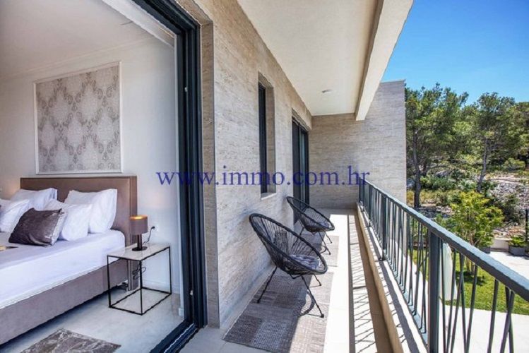 Villa en Šibenik, Croatie, 250 m² - image 10