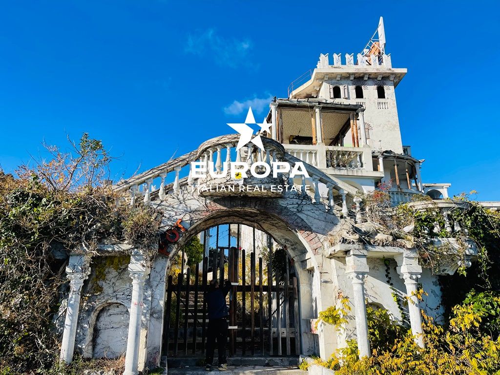 Castillo en Alassio, Italia, 2 200 m² - imagen 14