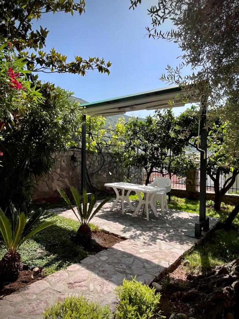 Maison à Petrovac, Monténégro, 260 m² - image 3