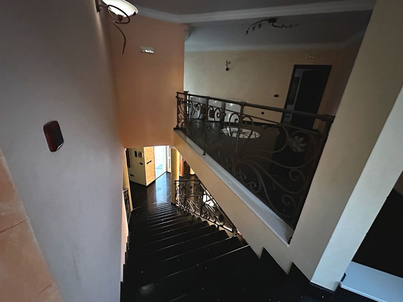 Villa a Petrovac, Montenegro, 422 m² - foto 15