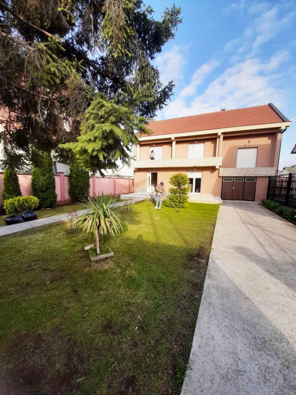 Casa en Nikšić, Montenegro, 230 m² - imagen 3