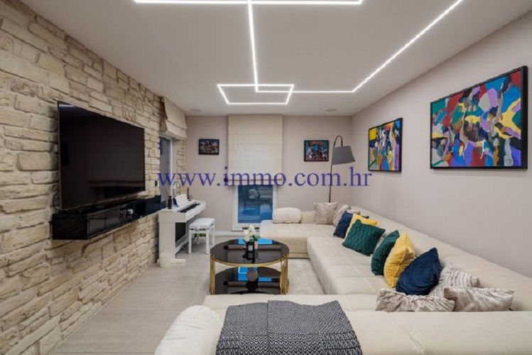 Villa in Šibenik, Kroatien, 380 m² - Foto 2