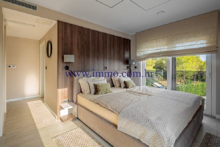 Villa in Šibenik, Kroatien, 380 m² - Foto 4