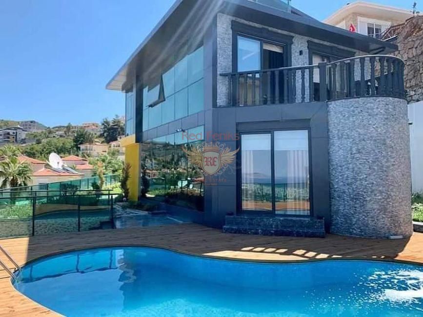 Maison à Alanya, Turquie, 350 m² - image 1