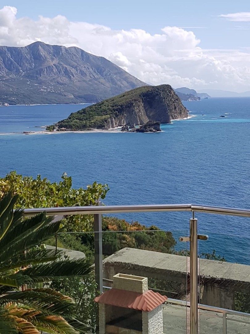 Maison à Budva, Monténégro, 220 m² - image 3