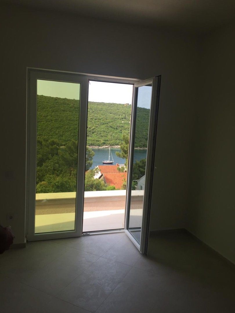 Haus in Bigovo, Montenegro, 260 m² - Foto 6