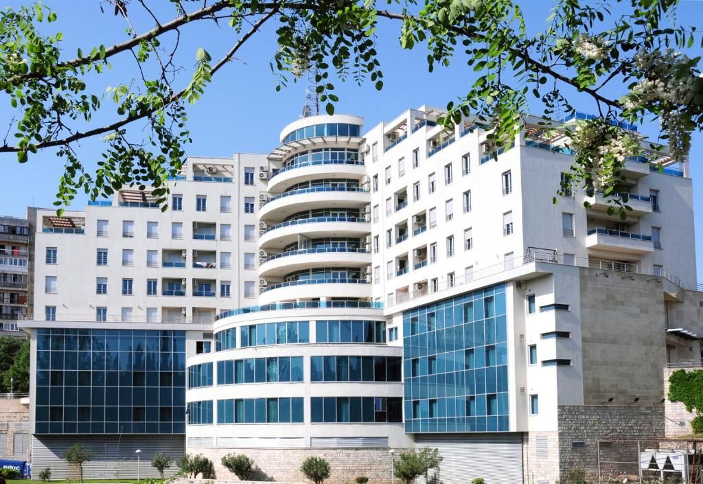 Hotel in Podgorica, Montenegro, 6 788 m² - Foto 1