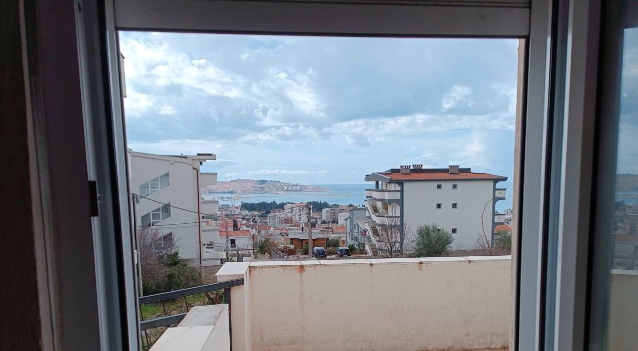 House in Bar, Montenegro, 170 m² - picture 12