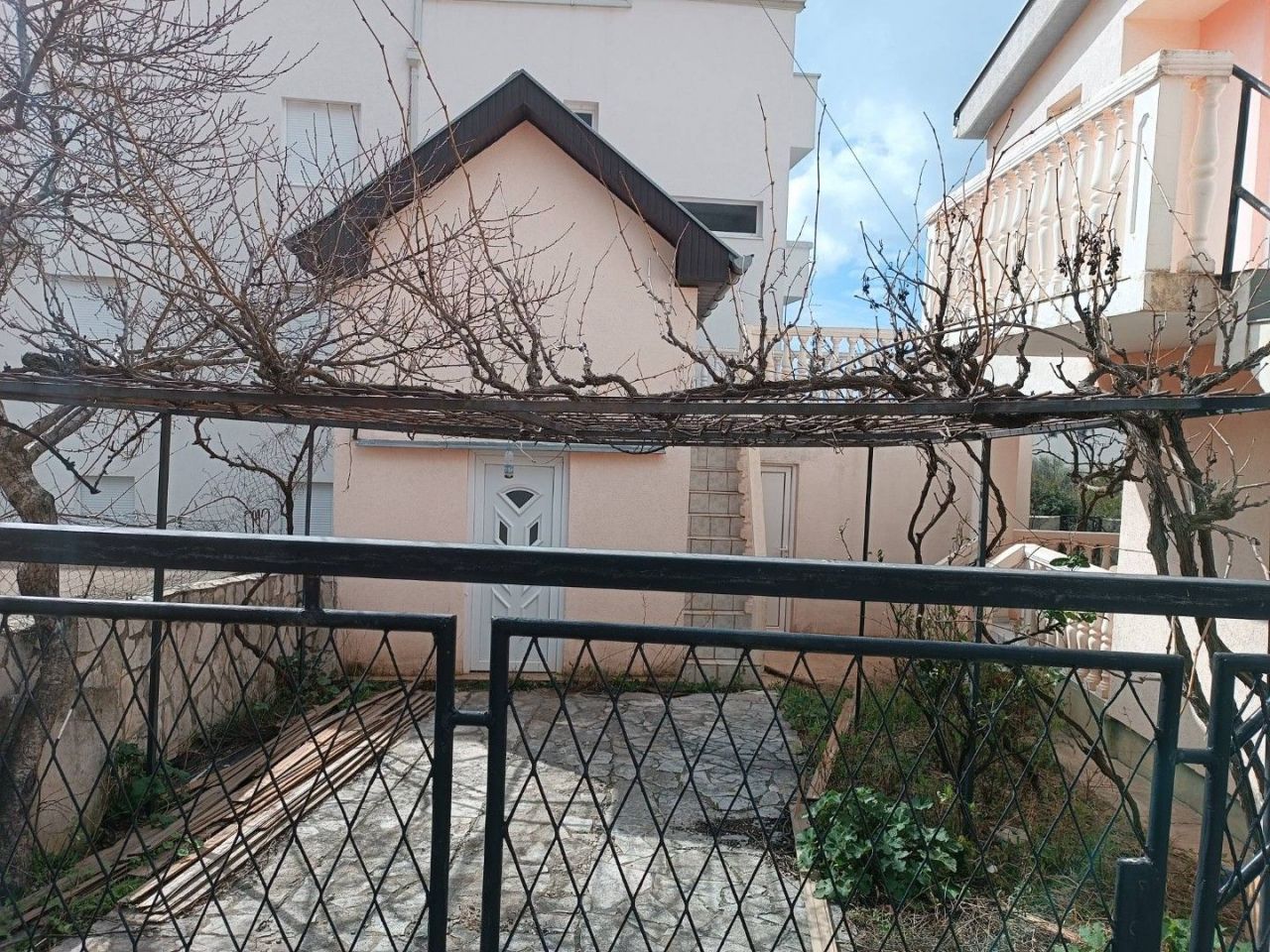 House in Bar, Montenegro, 170 m² - picture 13