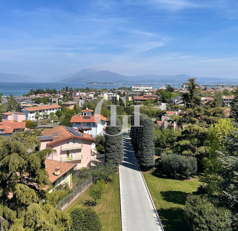 Villa sul Lago di Garda, Italia, 525 m² - foto 5