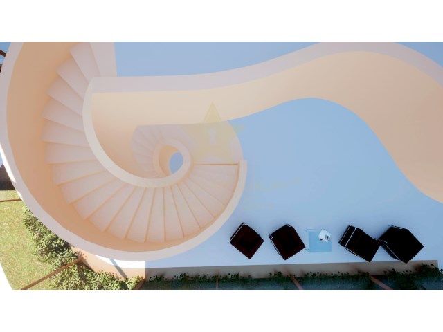 Propiedad comercial en Vila Nova de Gaia, Portugal, 2 319 m² - imagen 4