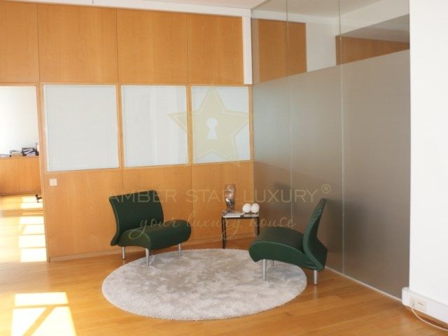 Office in Porto, Portugal, 360 m² - picture 3