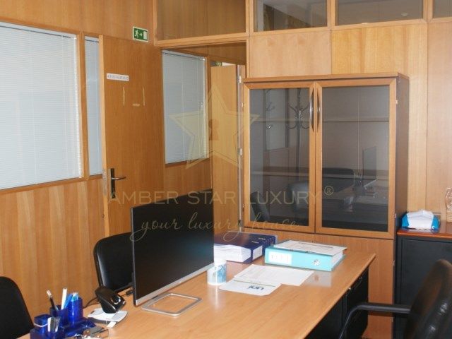 Office in Porto, Portugal, 360 m² - picture 7