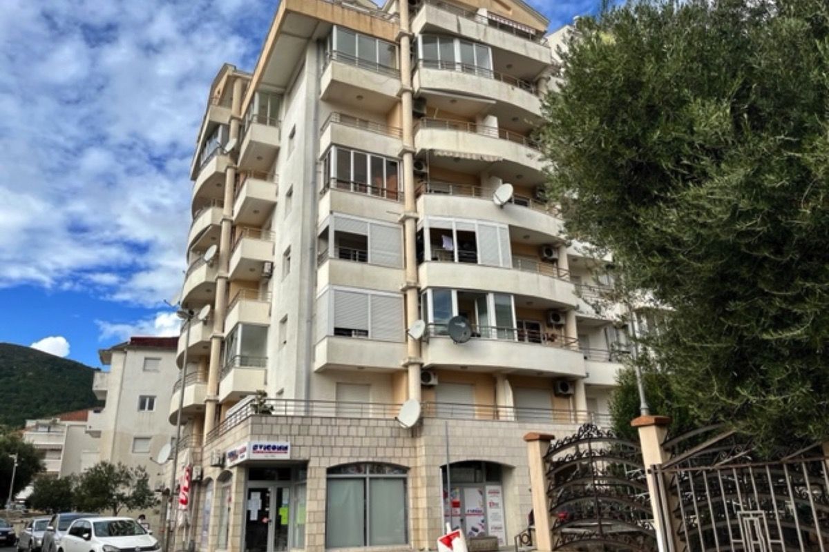 Wohnung in Budva, Montenegro, 43 m² - Foto 1