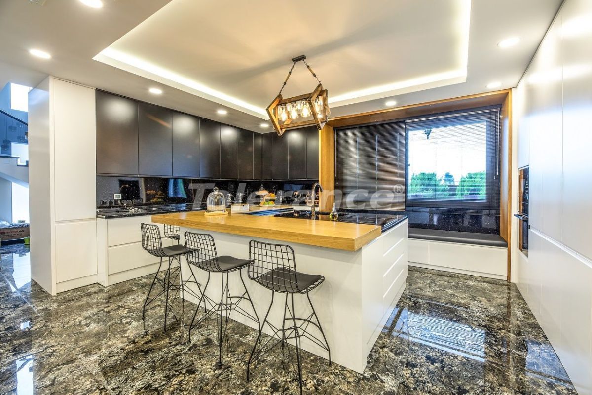 Villa à Kyrenia, Chypre, 650 m² - image 8