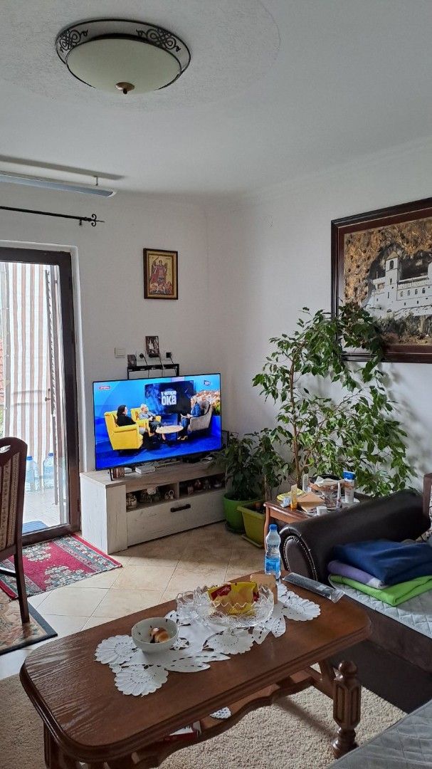 Piso en Tivat, Montenegro, 180 m² - imagen 6