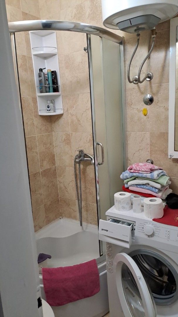 Piso en Tivat, Montenegro, 180 m² - imagen 7